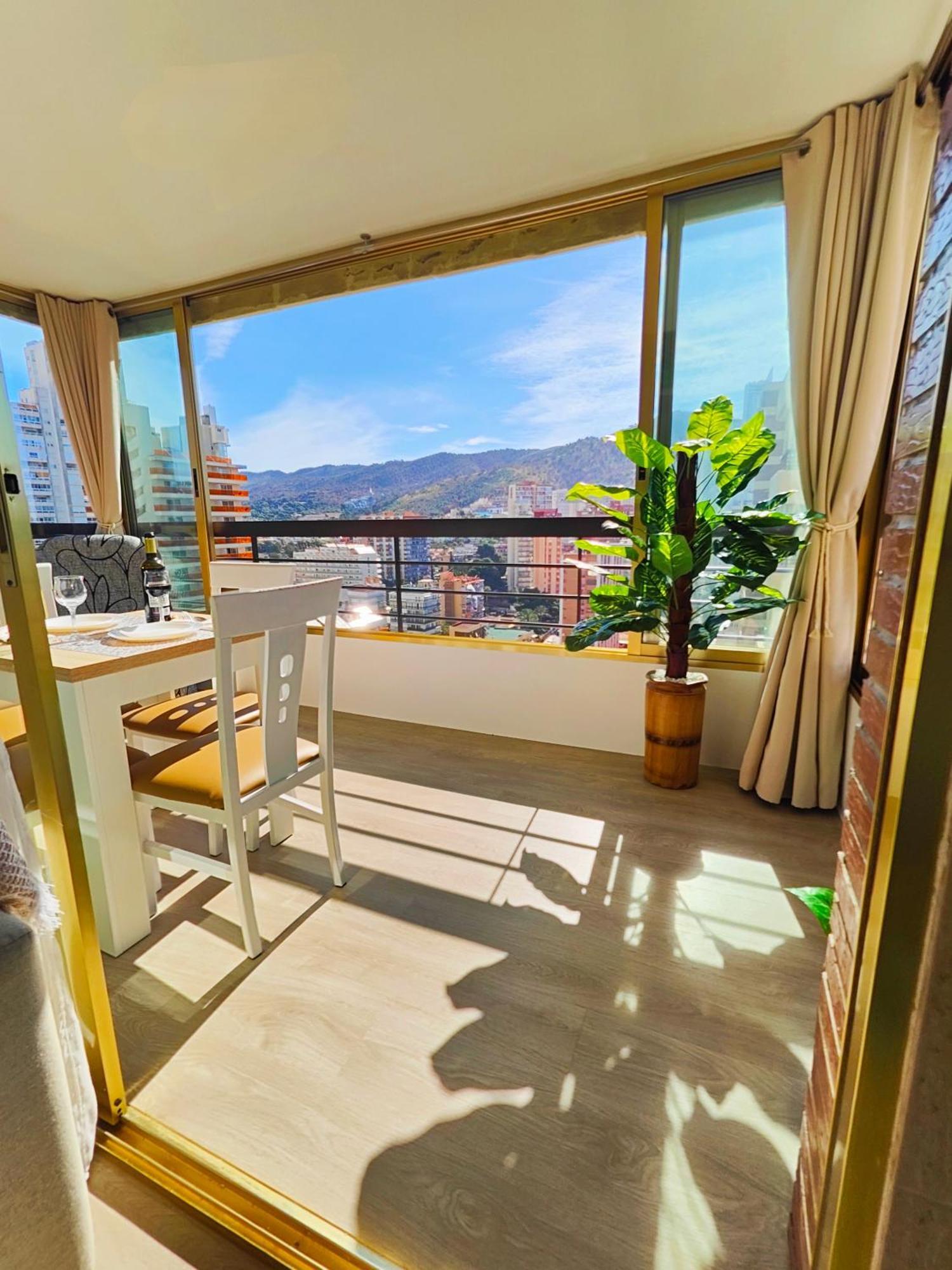 Acuarium Lux Apartment Benidorm Exterior photo